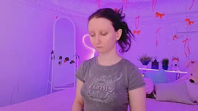 Snapshot of SunshineBlaze chatting on February 2026 01:26:02 PM SunshineBlaze online show from February 2026 01:26:02 PM