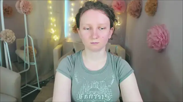 Snapshot of SunshineBlaze chatting on July 2026 01:13:01 PM SunshineBlaze online show from July 2026 01:13:01 PM