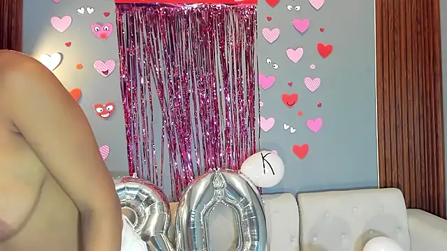 Snapshot of barbra_smith chatting on February 2026 07:53:02 PM barbra smith online show from February 2026 07:53:02 PM