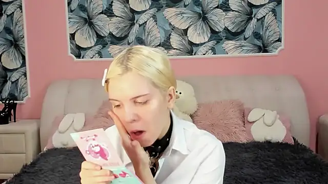 Snapshot of ALZA_AZURE chatting on January 2026 11:04:01 AM ALZA AZURE online show from January 2026 11:04:01 AM