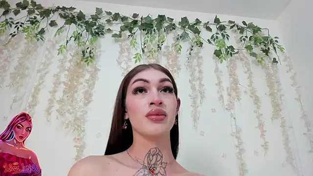 lizz lunna online show from June 2026 08:44:01 PM