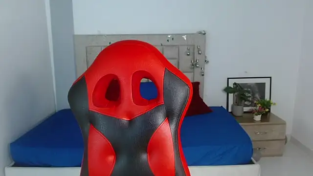 Snapshot of Axel_fox77 chatting on January 2026 11:09:01 PM Axel fox77 online show from January 2026 11:09:01 PM