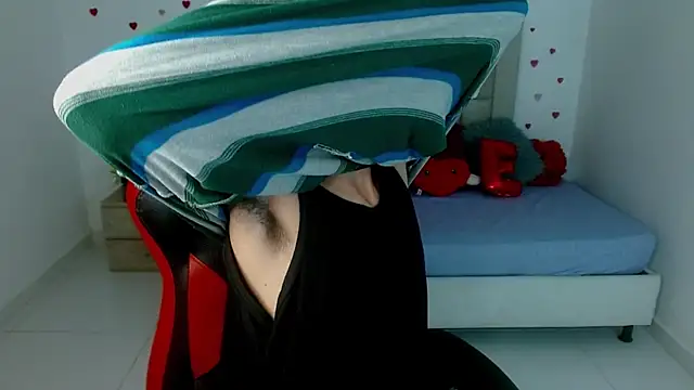 Snapshot of Axel_fox77 chatting on February 2026 11:06:01 PM Axel fox77 online show from February 2026 11:06:01 PM