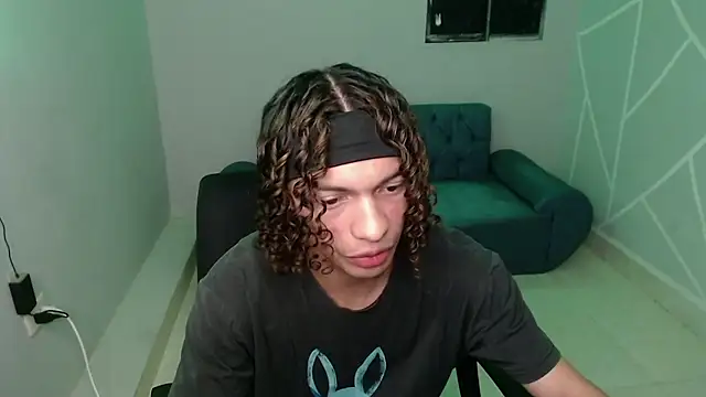 Axel fox77 online show from July 2026 01:52:02 AM