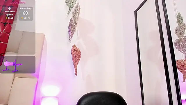 Hanna cooperr online show from February 2026 03:29:02 AM