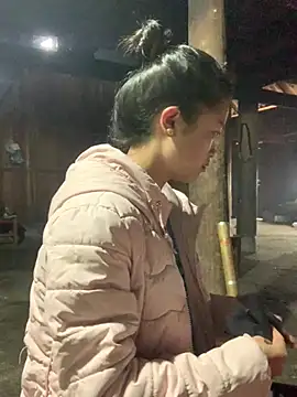 Snapshot of Naalyy chatting on February 2026 02:10:02 AM Naalyy online show from February 2026 02:10:02 AM