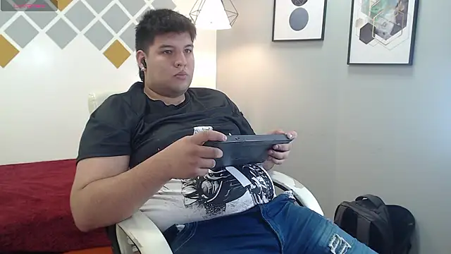 Snapshot of mazenrois chatting on January 2026 02:59:01 AM mazenrois online show from January 2026 02:59:01 AM