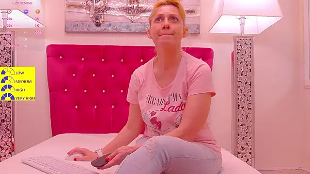 AmandaL1 online show from May 2026 04:21:02 AM