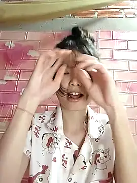 Snapshot of Chammy720 chatting on February 2026 01:32:02 PM Chammy720 online show from February 2026 01:32:02 PM