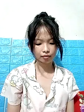 Chammy720 online show from May 2026 02:33:01 PM