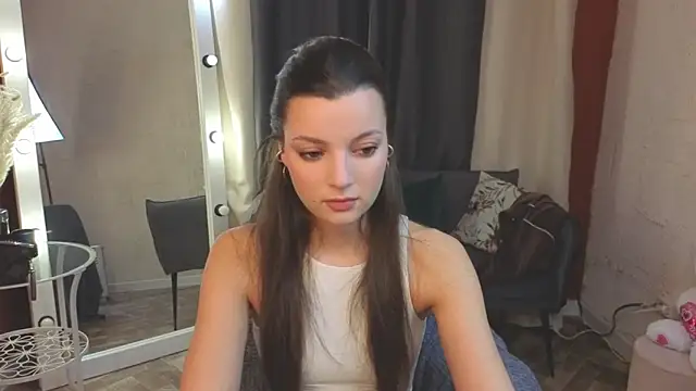 KitKatie online show from February 2026 05:40:02 PM