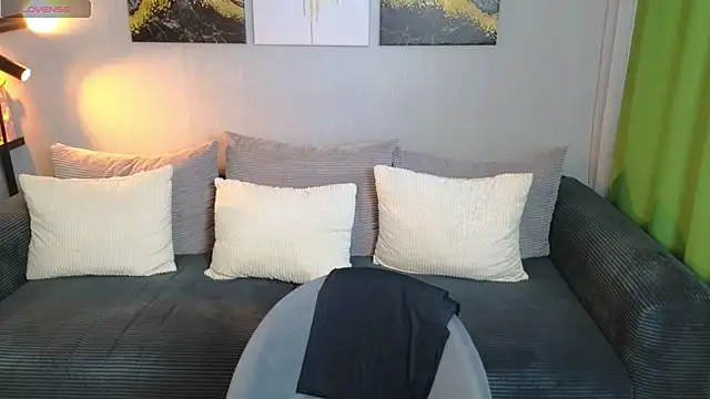 KitKatie online show from March 2026 11:58:01 AM