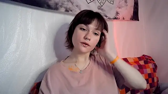 UwuJudy Osas online show from May 2026 10:10:01 AM