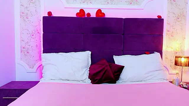 EvelinHill online show from February 2026 05:04:01 AM