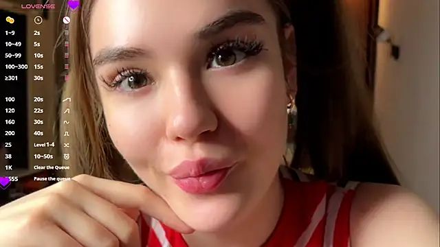 LubaSeirers online show from April 2026 03:39:02 PM