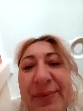 Katrina9911 online show from February 2026 10:33:01 AM