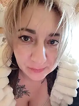 Katrina9911 online show from March 2026 09:35:01 AM