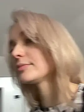 Snapshot of aka_Blonde chatting on January 2026 05:56:01 AM aka Blonde online show from January 2026 05:56:01 AM