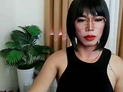 AmandaSmithTs online show from February 2026 02:43:01 AM