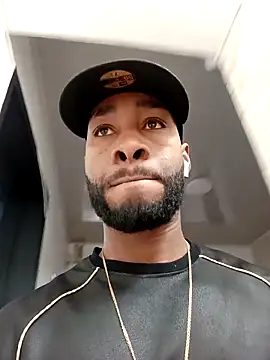 Snapshot of Dante_Knox chatting on February 2026 01:15:01 PM Dante Knox online show from February 2026 01:15:01 PM