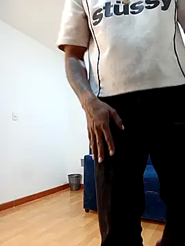 Snapshot of Dante_Knox chatting on February 2026 12:23:01 PM Dante Knox online show from February 2026 12:23:01 PM