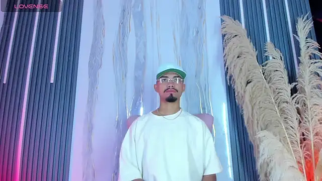 Snapshot of Baby_sexdemon chatting on February 2026 08:34:01 PM Baby sexdemon online show from February 2026 08:34:01 PM