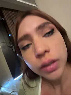 Snapshot of miia_stonne chatting on January 2026 03:17:01 PM miia stonne online show from January 2026 03:17:01 PM