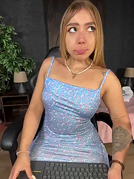 Snapshot of miia_stonne chatting on May 2026 03:53:02 PM miia stonne online show from May 2026 03:53:02 PM
