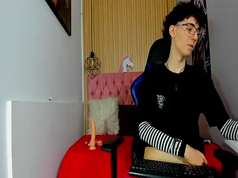 Syriussz online show from February 2026 07:32:02 PM