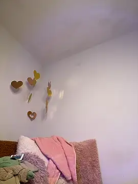 GiannaMagari online show from February 2026 08:43:01 PM