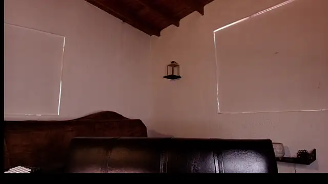 Snapshot of Canela_Osada_ chatting on February 2026 12:27:01 PM Canela Osada online show from February 2026 12:27:01 PM