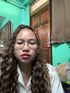 Snapshot of Ponthip chatting on February 2026 09:54:01 AM Ponthip online show from February 2026 09:54:01 AM