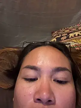 Ponthip online show from March 2026 01:28:01 PM