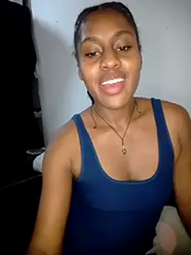 NicolVegaa online show from May 2026 03:24:01 AM