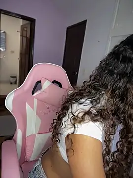 Snapshot of PrettyHamaica chatting on February 2026 09:02:02 PM PrettyHamaica online show from February 2026 09:02:02 PM