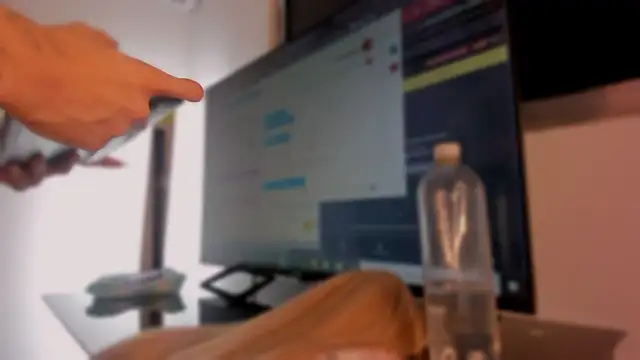 Snapshot of ashvalentine chatting on February 2026 03:43:01 AM ashvalentine online show from February 2026 03:43:01 AM