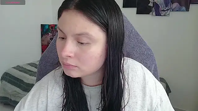 yessica gomez01 online show from February 2026 09:33:02 PM