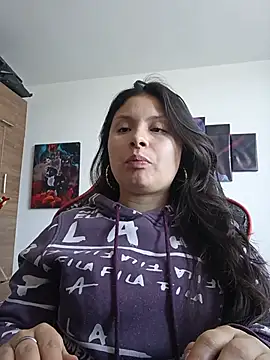 yessica gomez01 online show from July 2026 08:11:01 PM