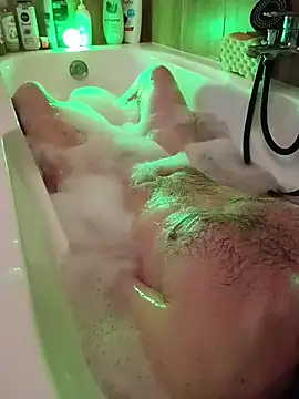 Masztisfiu2 online show from March 2026 06:08:01 AM