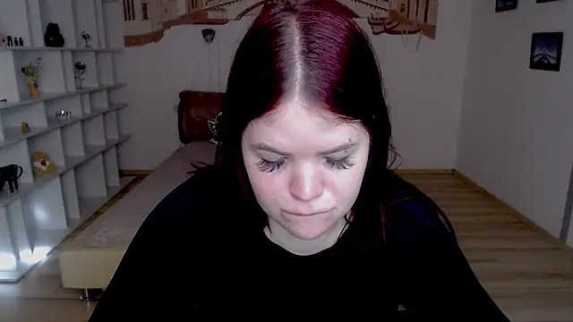 Secret Emma online show from February 2026 12:26:01 PM