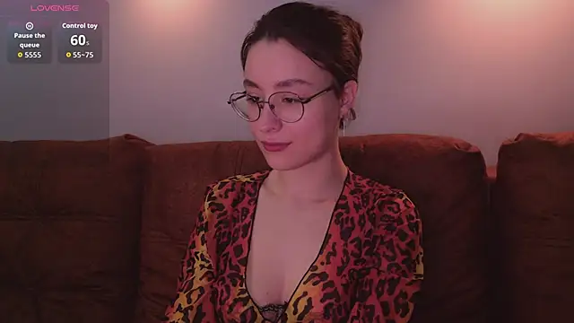 Snapshot of classy____ chatting on April 2026 01:11:01 PM classy online show from April 2026 01:11:01 PM