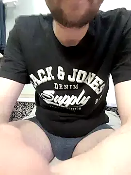80julien online show from May 2026 07:54:01 PM
