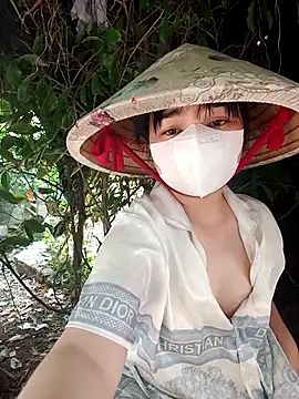 EnzxMoon02 online show from February 2026 04:22:01 AM