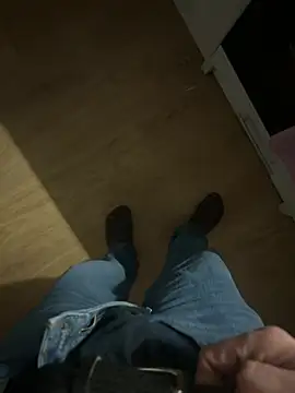 Snapshot of Hamsterdich chatting on February 2026 12:04:02 AM Hamsterdich online show from February 2026 12:04:02 AM