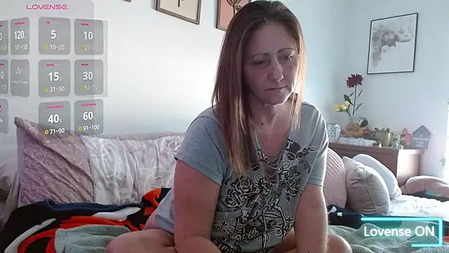 FoxyMillie online show from February 2026 05:39:02 PM