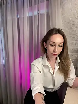 Snapshot of AnesaKis chatting on February 2026 12:37:02 PM AnesaKis online show from February 2026 12:37:02 PM