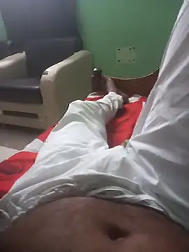 deshi9inch9 online show from June 2026 07:13:02 PM