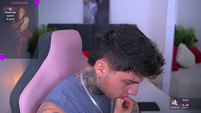 Snapshot of goldenatlasX chatting on March 2026 09:53:02 PM goldenatlasX online show from March 2026 09:53:02 PM