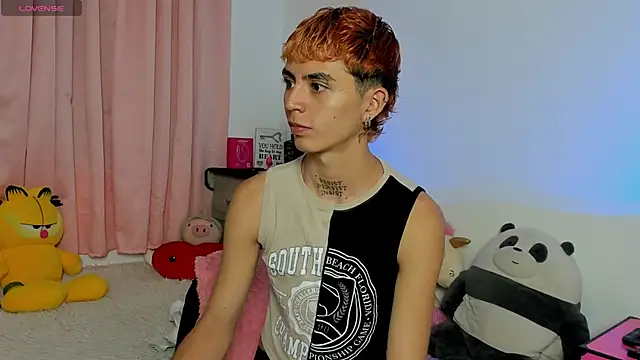 Maiky Cooper01 online show from March 2026 09:37:01 AM