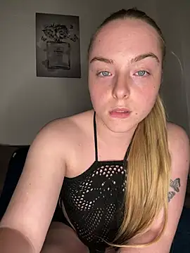 Bayleighjohnson18 online show from March 2026 05:53:02 PM